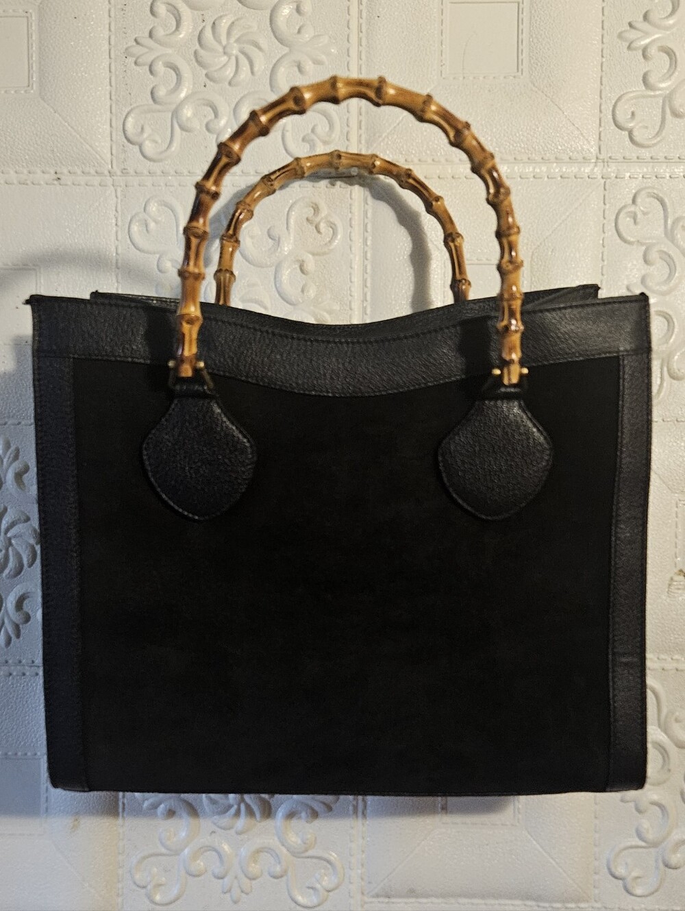 Gucci Original Diana Bamboo Design Black Suede Large Authentic Bag Vintage 1990s